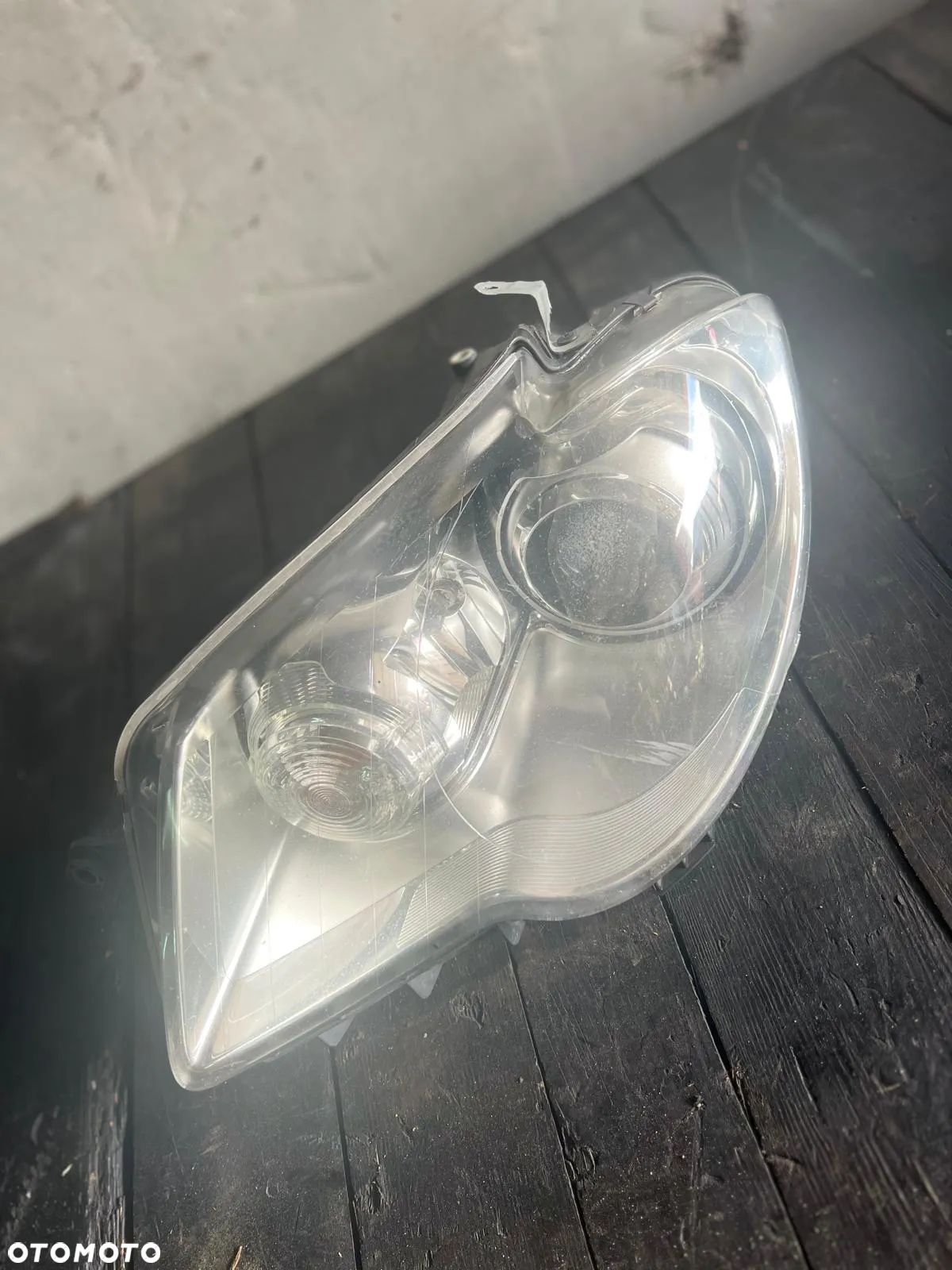 LAMPA PRZÓD LEWA XENON VW TOURAN I LIFT 1T1941751A 0301233281 06-10 EUROPA - 1