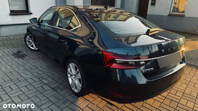 Skoda Superb 1.4 TSI Plug-In Hybrid Ambition DSG - 2
