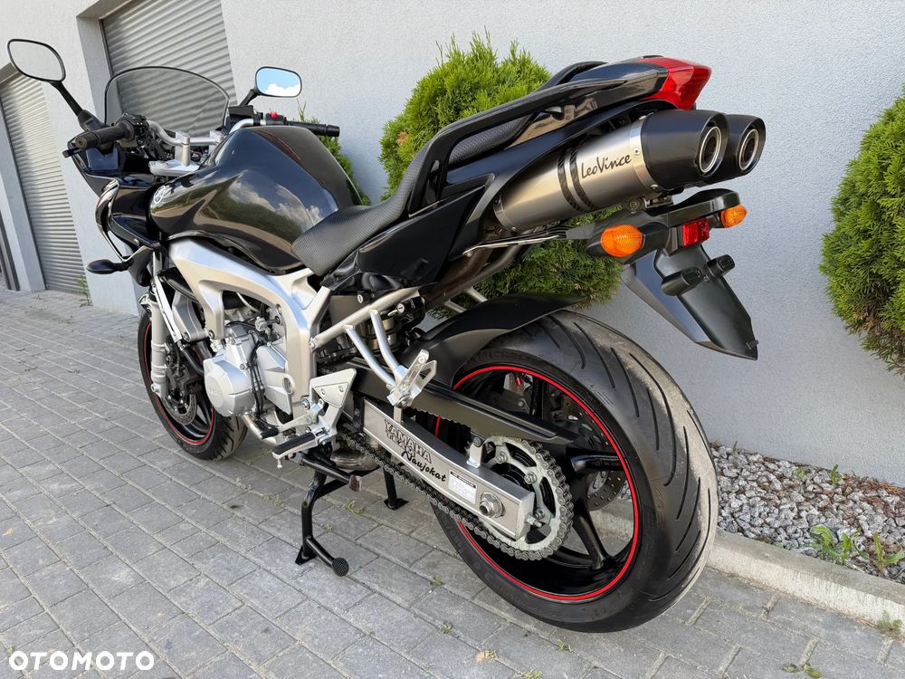 Yamaha FZ - 9