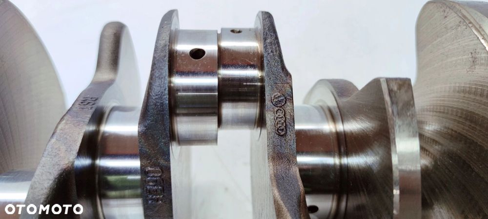 WAŁ KORBOWY AUDI A4 B7 A6 C6 3.2 FSI AUK BKH 06E101H 06EH *46* - 1