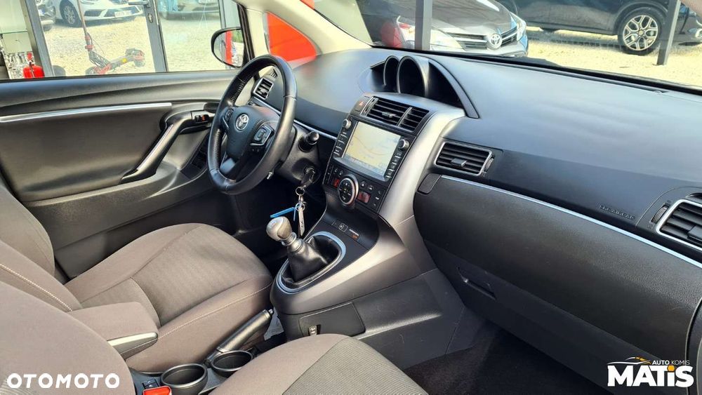 Toyota Verso - 8