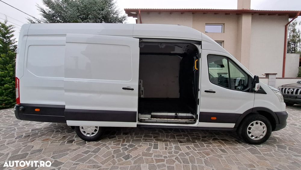 Ford Transit 350 2.0 EcoBlue 130 CP L4 RWD Trend - 10