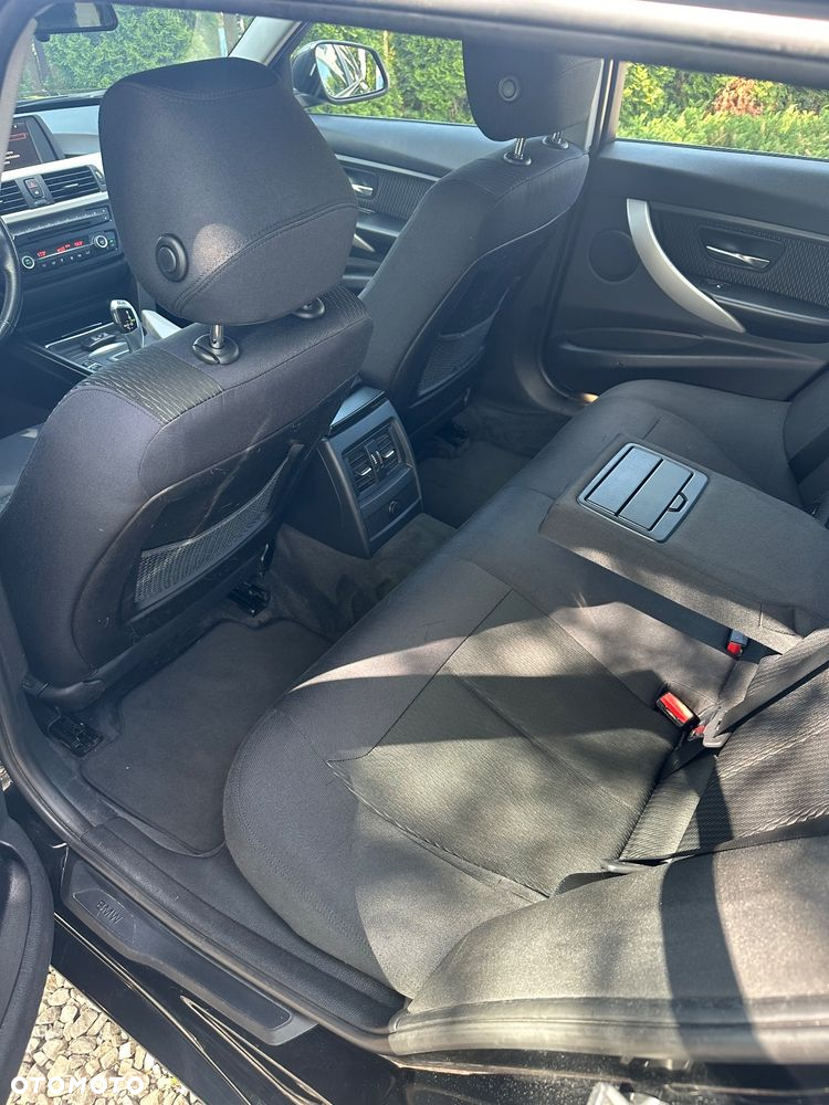 BMW Seria 3 316d - 14