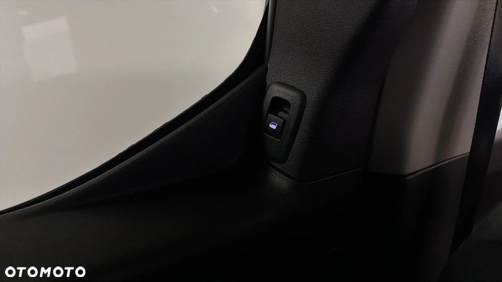 Opel Combo 1.5 D Start/Stop Elegance - 24