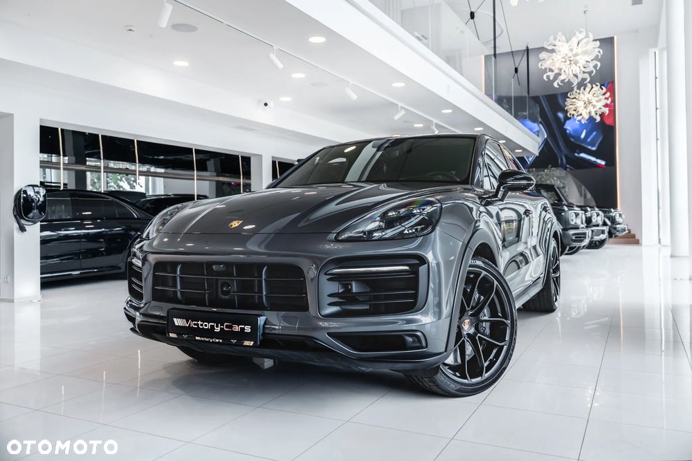 Porsche Cayenne - 2
