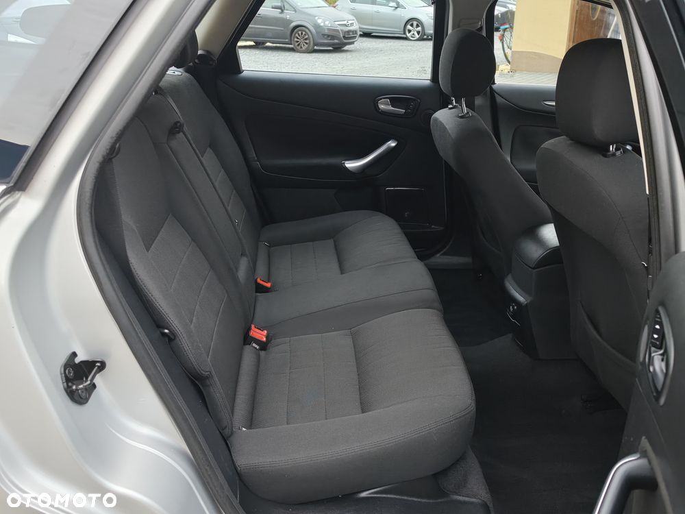 Ford Mondeo 2.0 Viva Titanium - 22