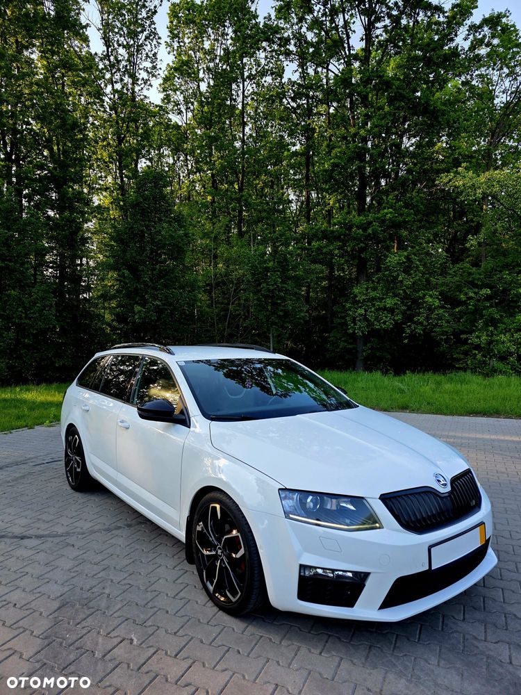 Skoda Octavia 2.0 TDI RS Challenge DSG - 3