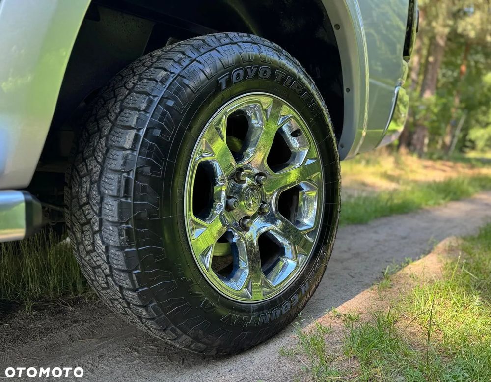 Dodge RAM 5.7 4x4 - 13
