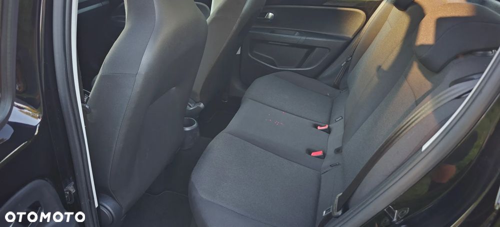 Volkswagen up! (BlueMotion Technology) move - 12