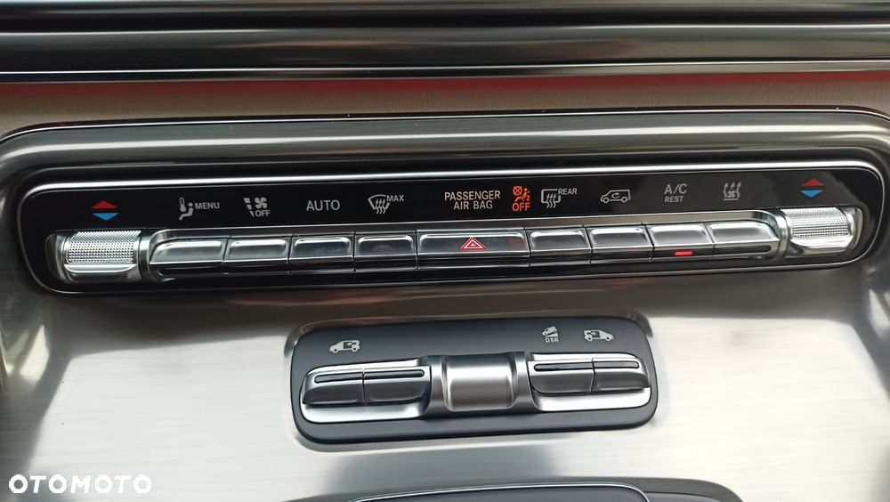 Mercedes-Benz Klasa V - 15