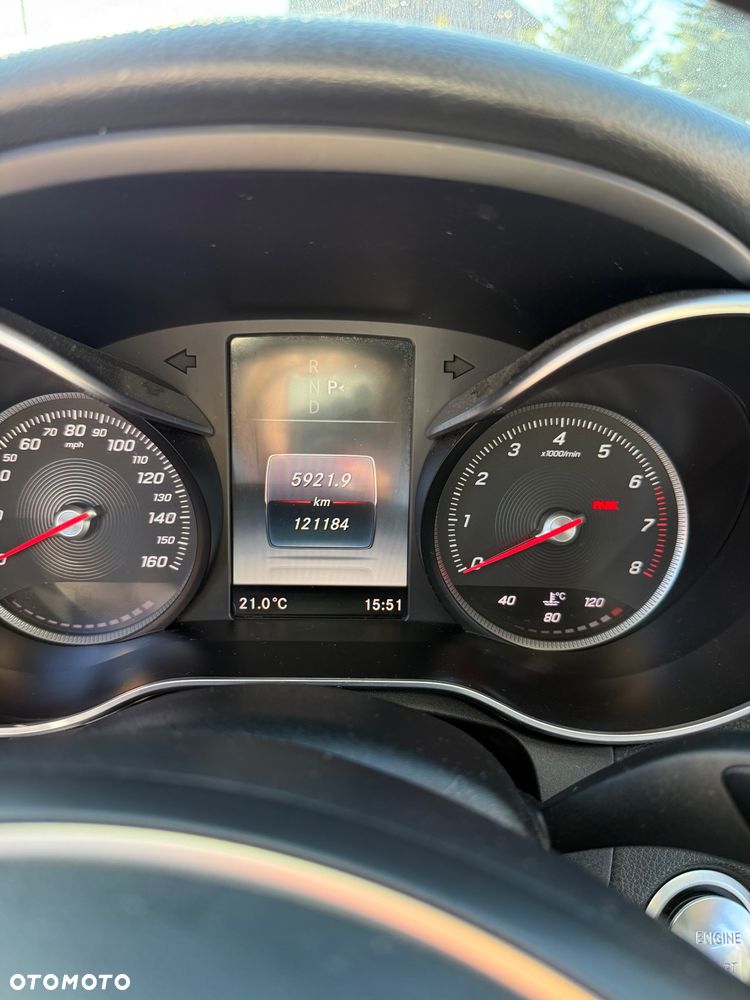 Mercedes-Benz Klasa C 300 7G-TRONIC - 4