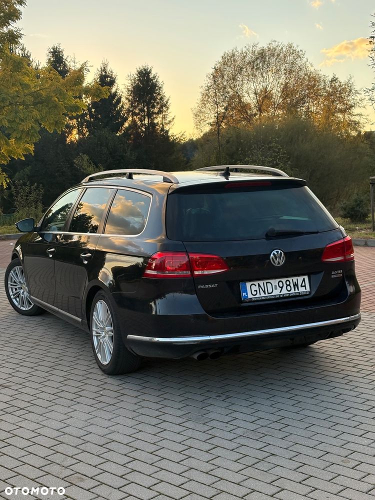 Volkswagen Passat 2.0 TDI Comfortline DSG - 10