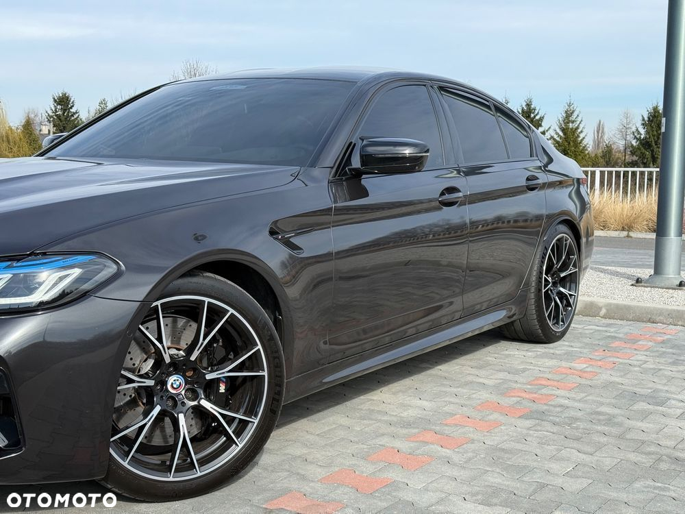 BMW M5 Competition - 6