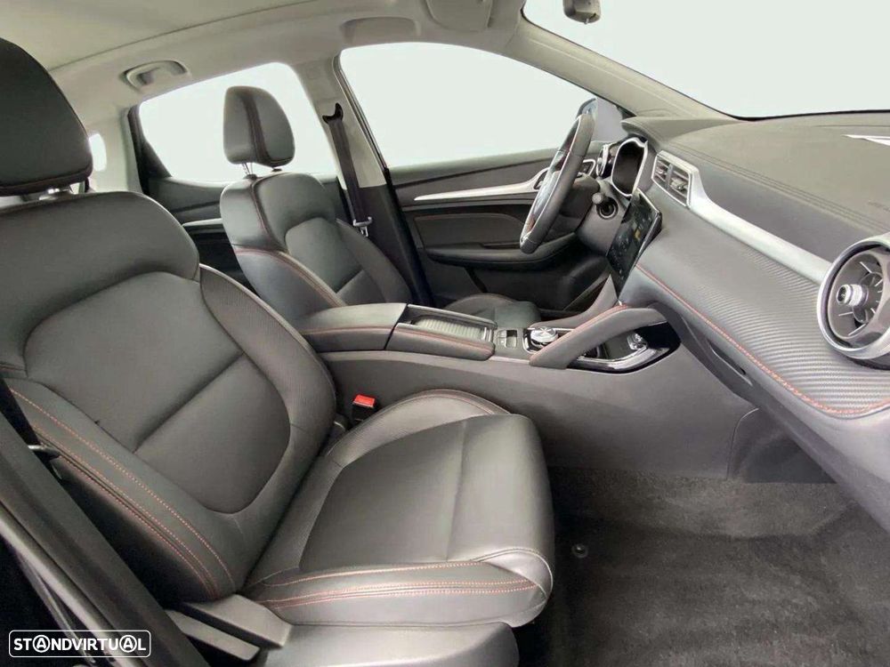 MG ZS EV 72.6 kWh Luxury OBC 11 kW - 12
