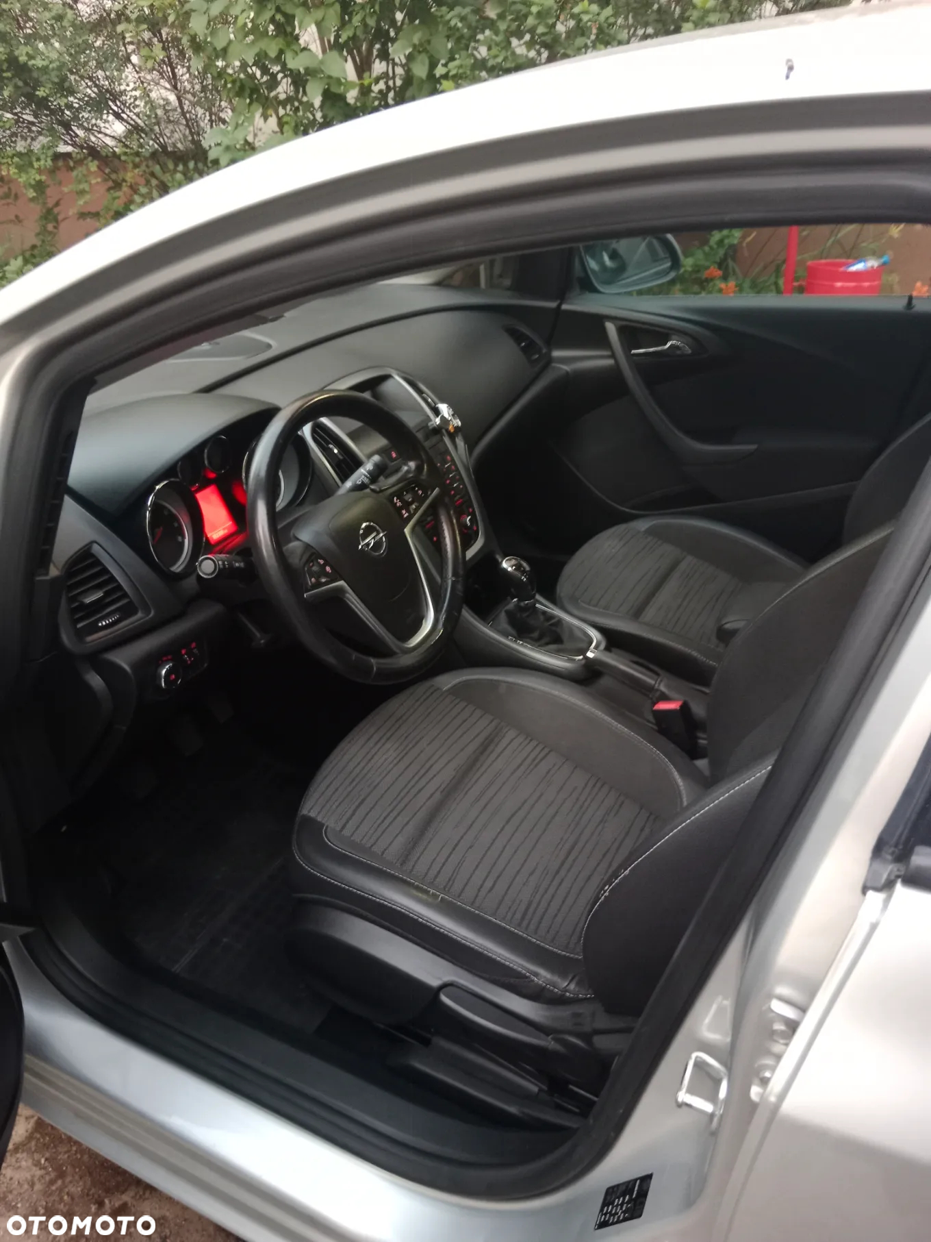 Opel Astra IV 1.4 T Active EU6 - 12
