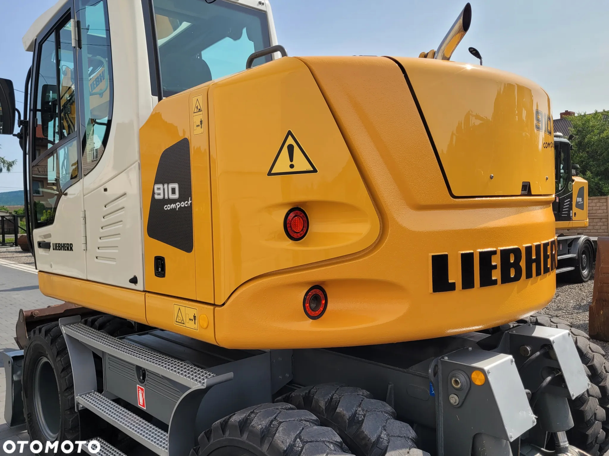 Liebherr A910 compact / 7800h / SUPER STAN / - 8