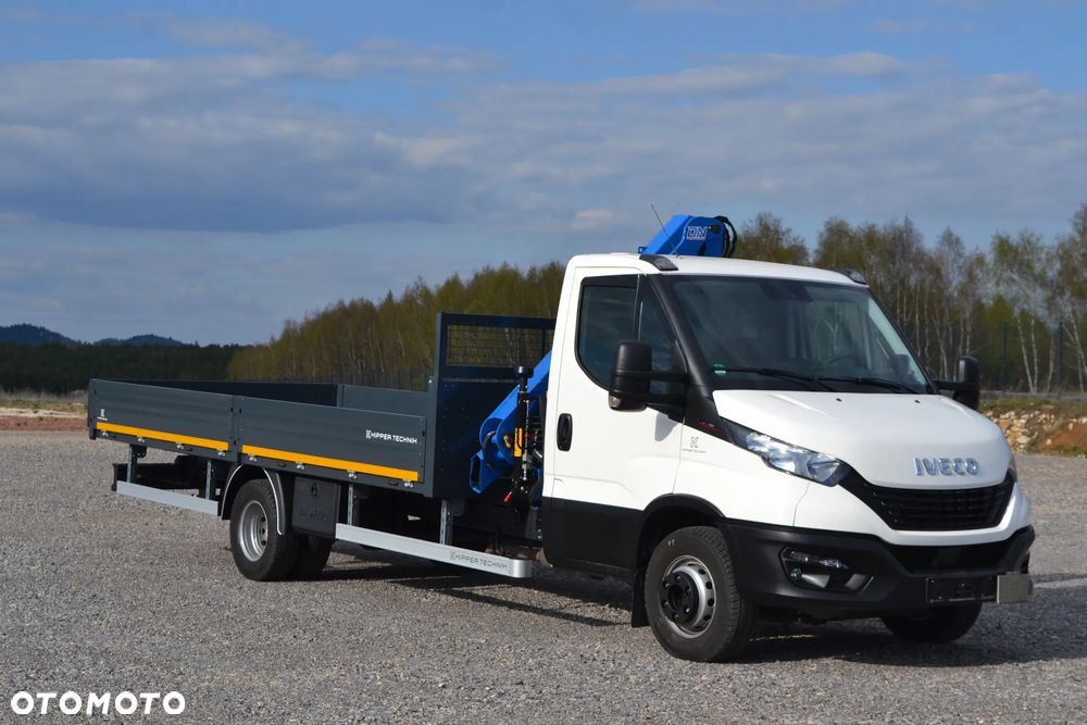 Iveco Daily 72-180 72C18 Nowy żuraw DN 4.7 Nowa Skrzynia ładunkowa 5.2 m 70C18 65C 50C 35C - 17