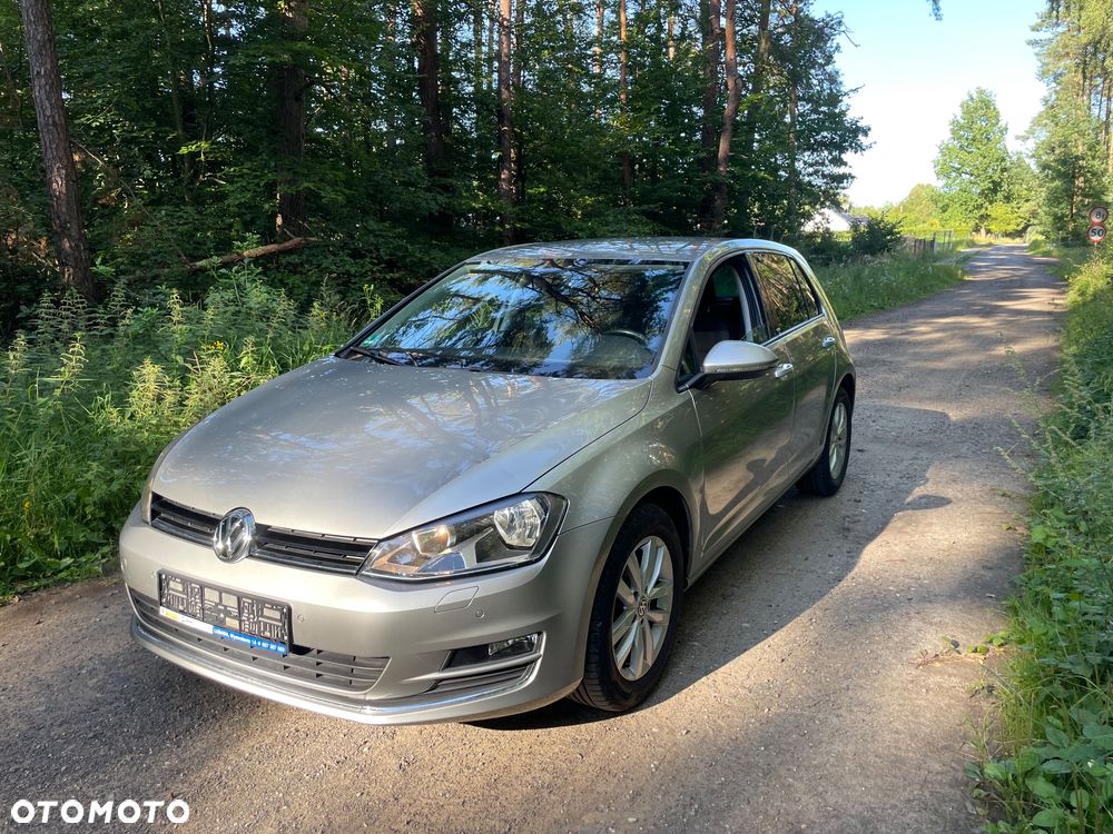 Volkswagen Golf - 5