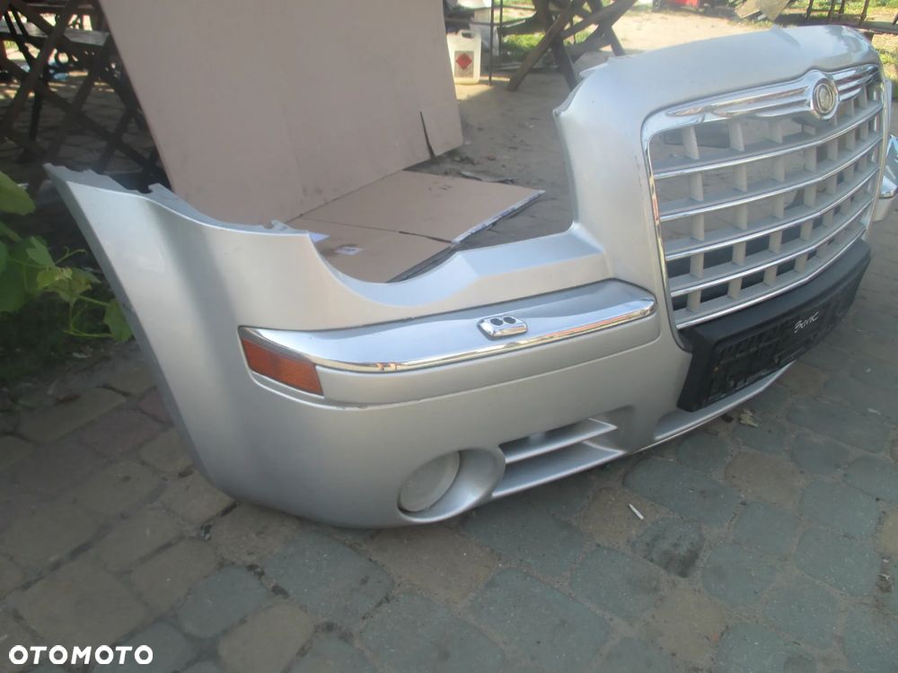 zderzak Chrysler 300C 04-12R + halogeny spryski - 3