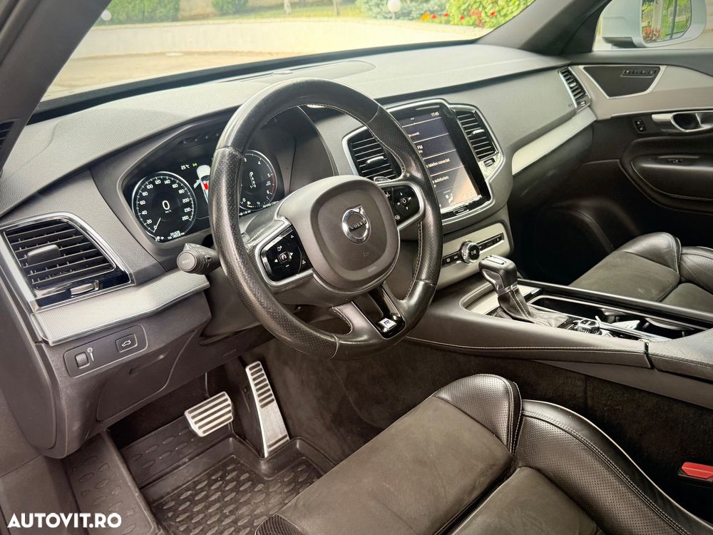 Volvo XC 90 D5 AWD Geartronic RDesign - 9