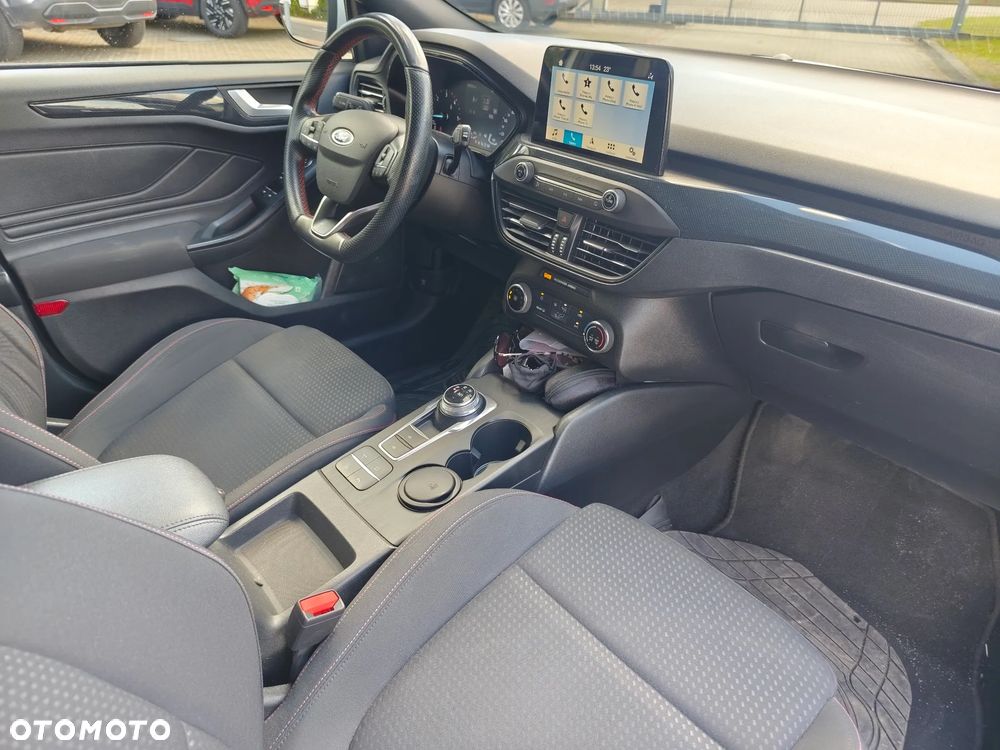 Ford Focus 1.5 EcoBlue Start-Stopp-System ST-LINE - 9