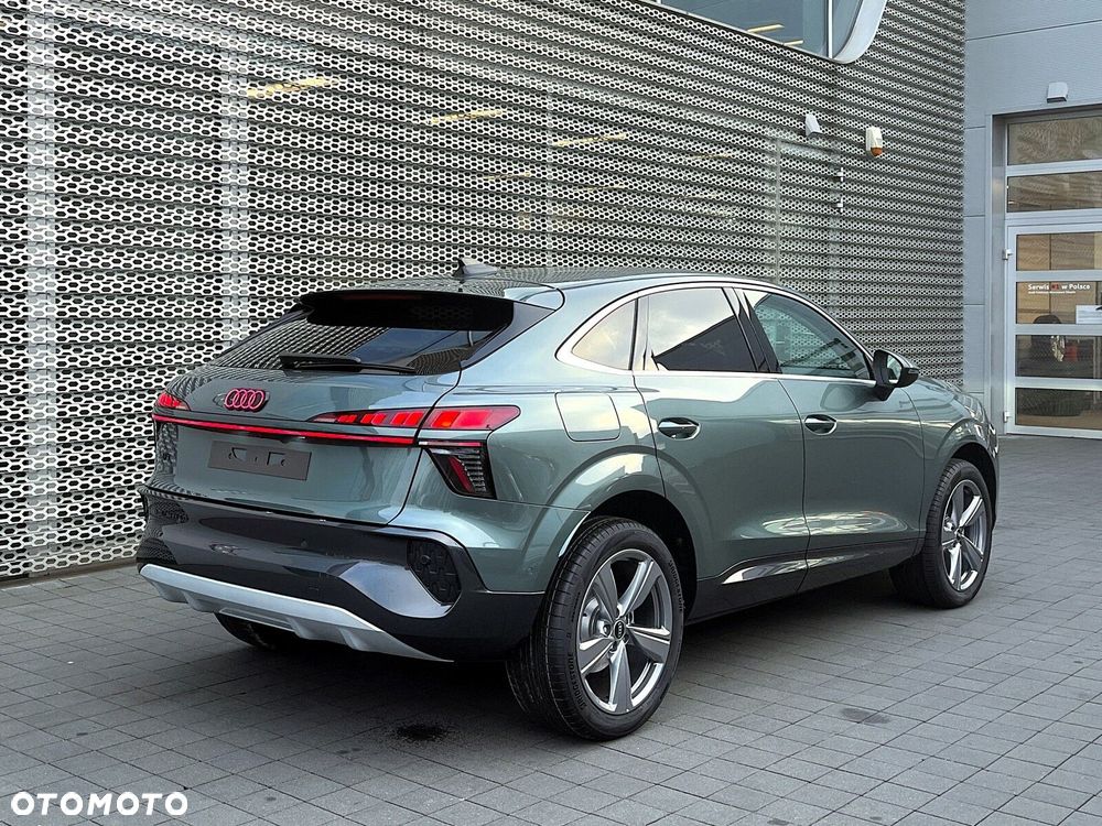 Audi Q3 Sportback - 11