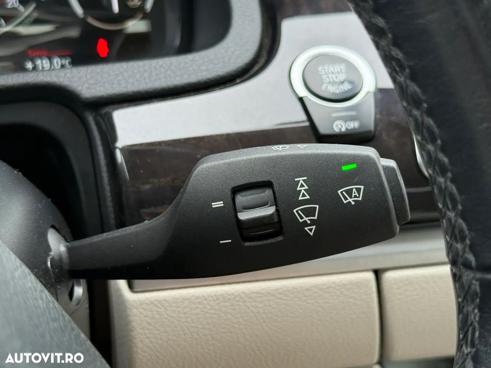 BMW Seria 5 520d Gran Turismo Aut. - 12