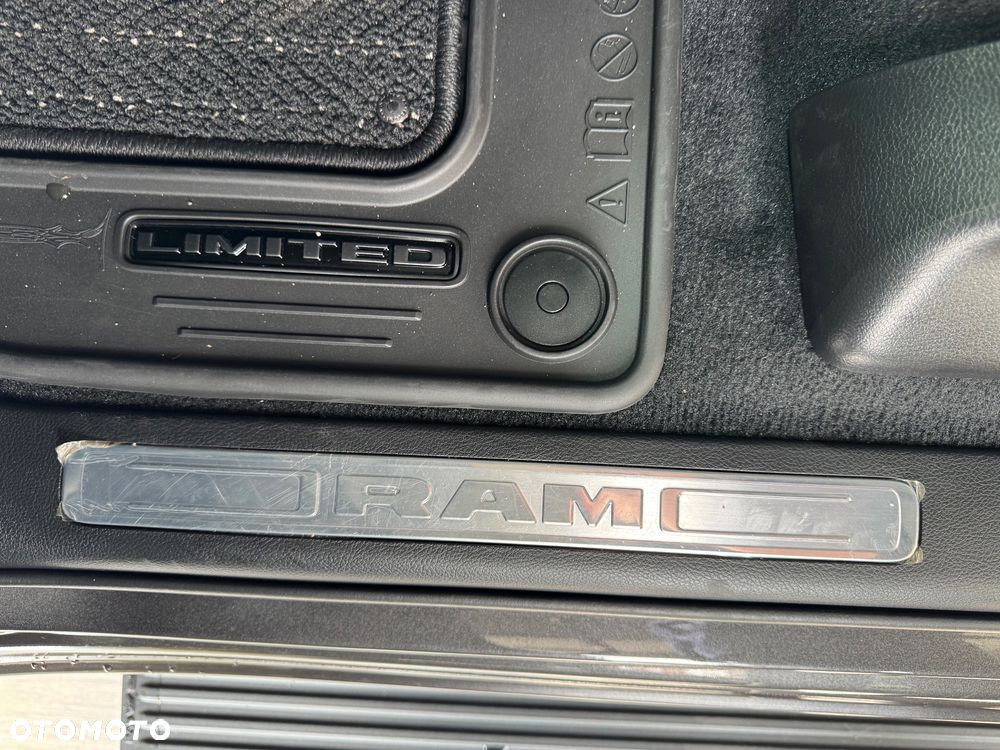 Dodge RAM 5.7 4x4 - 23
