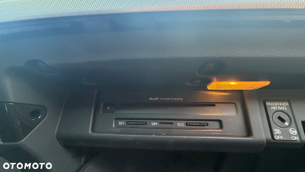 Audi A4 Avant 2.0 TDI S tronic - 21