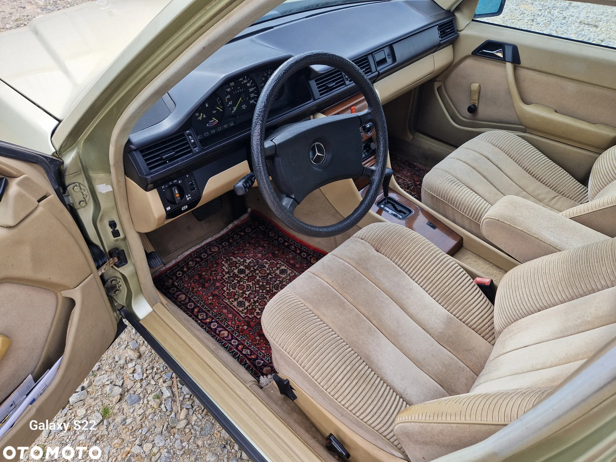 Mercedes-Benz W124 (1984-1993) - 20