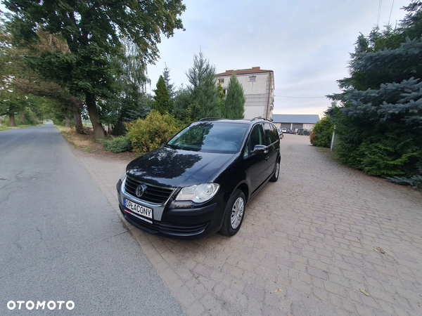 Volkswagen Touran 1.6 Conceptline