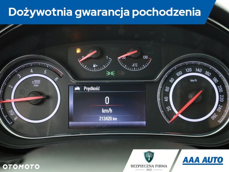 Opel Insignia - 10