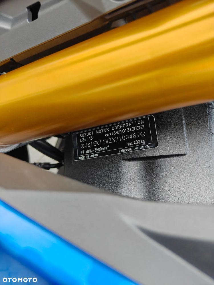Suzuki GSX 1000 - 11
