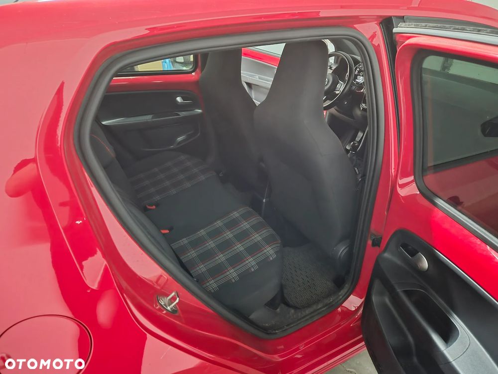 Volkswagen up! - 31