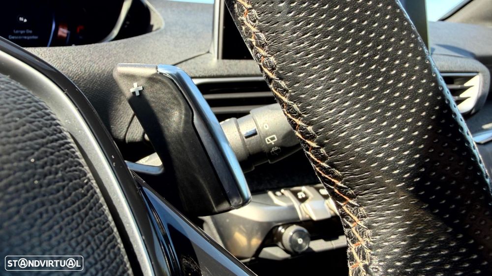 Peugeot 3008 1.5 BlueHDi GT Line EAT8 - 26