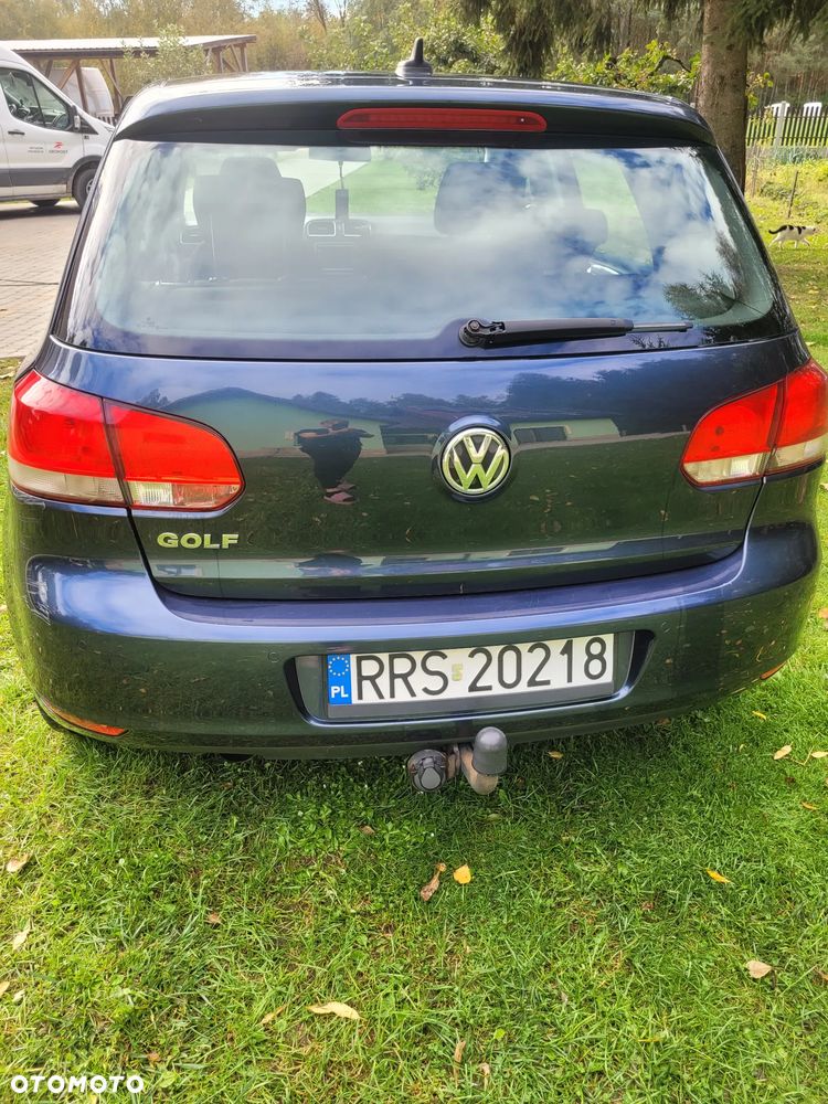 Volkswagen Golf 2010 photo 2