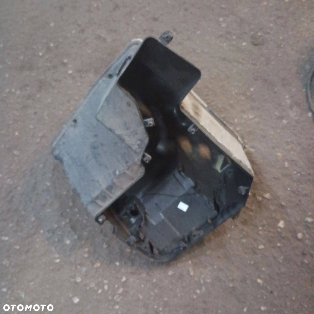 Obudowa bezpieczników T5 loft 7E0907296A - 1