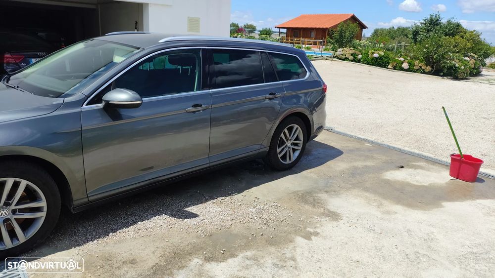 VW Passat Variant 1.6 TDI Confortline DSG - 3