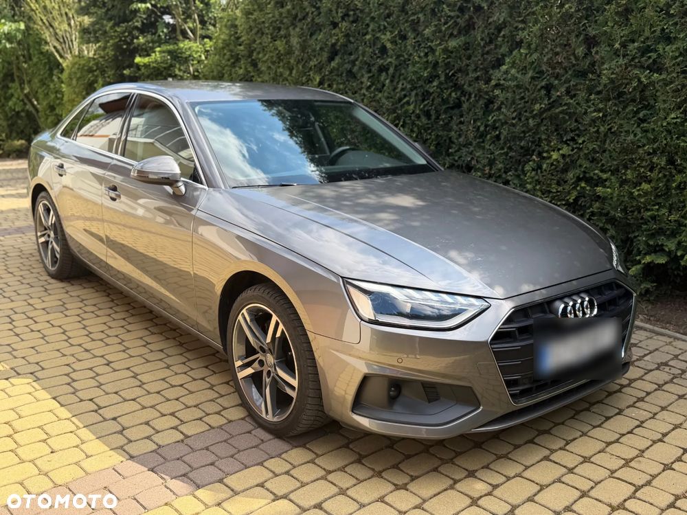 Audi A4 Limousine 35 TFSI Sport S tronic - 1