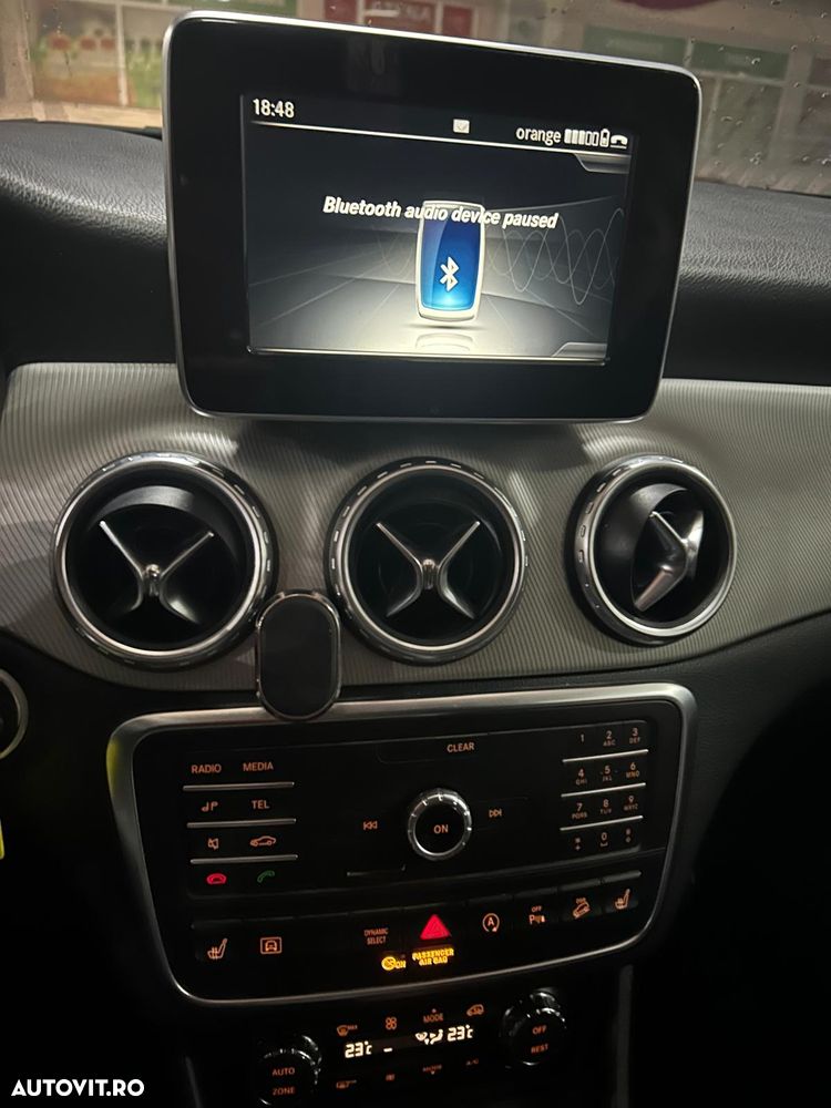 Mercedes-Benz GLA 220 d 4MATIC Aut. - 10