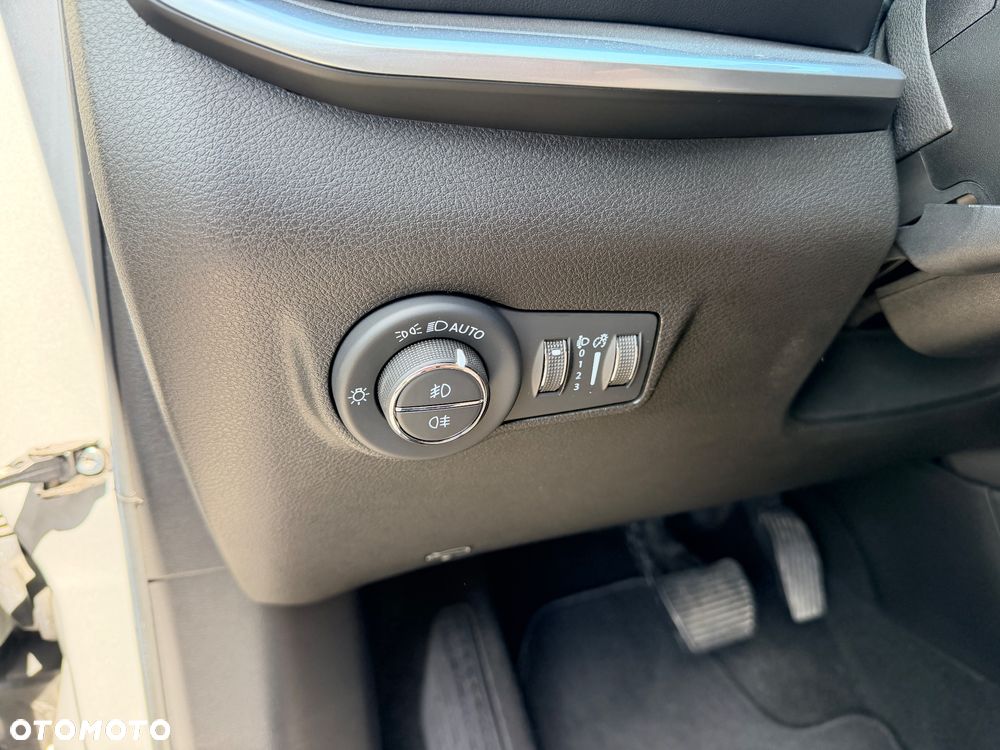 Jeep Compass 1.5 T4 mHEV Limited FWD S&S DCT - 18