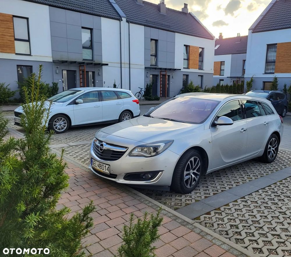 Opel Insignia - 1