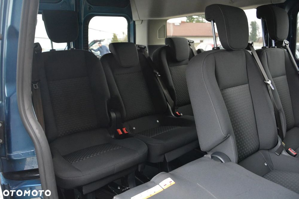Ford Transit Custom - 13