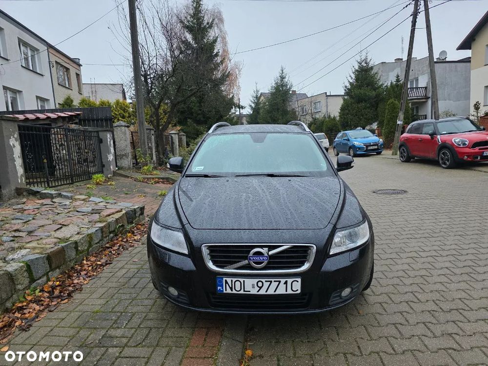 Volvo V50 - 1