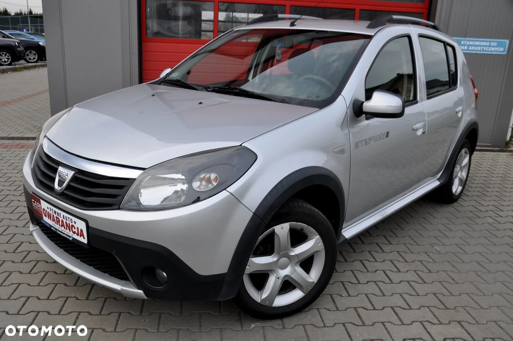 Dacia Sandero Stepway 1.6 - 4