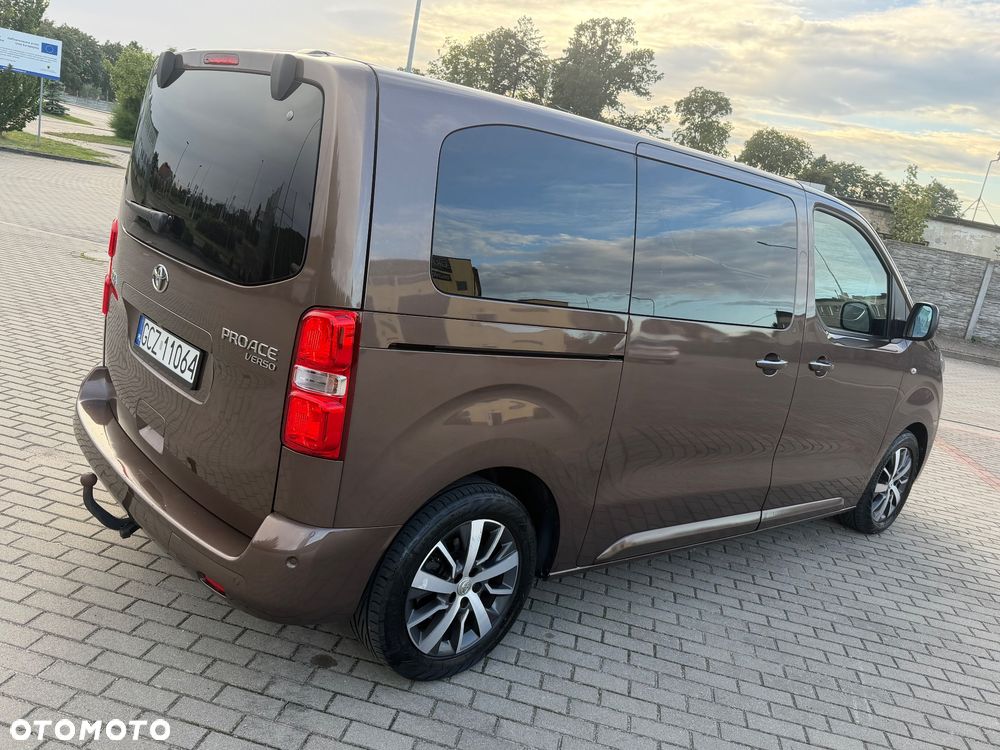 Toyota Proace Verso 2,0-l-D-4D L1 (7-Si.) Autm Executive - 8