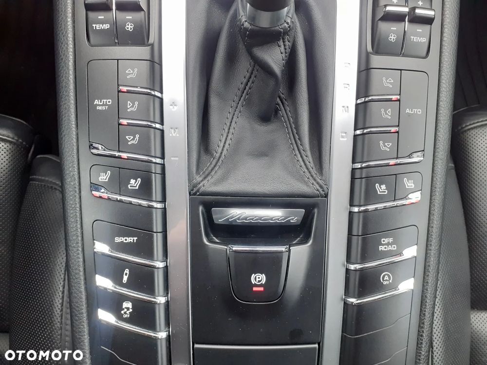 Porsche Macan - 18