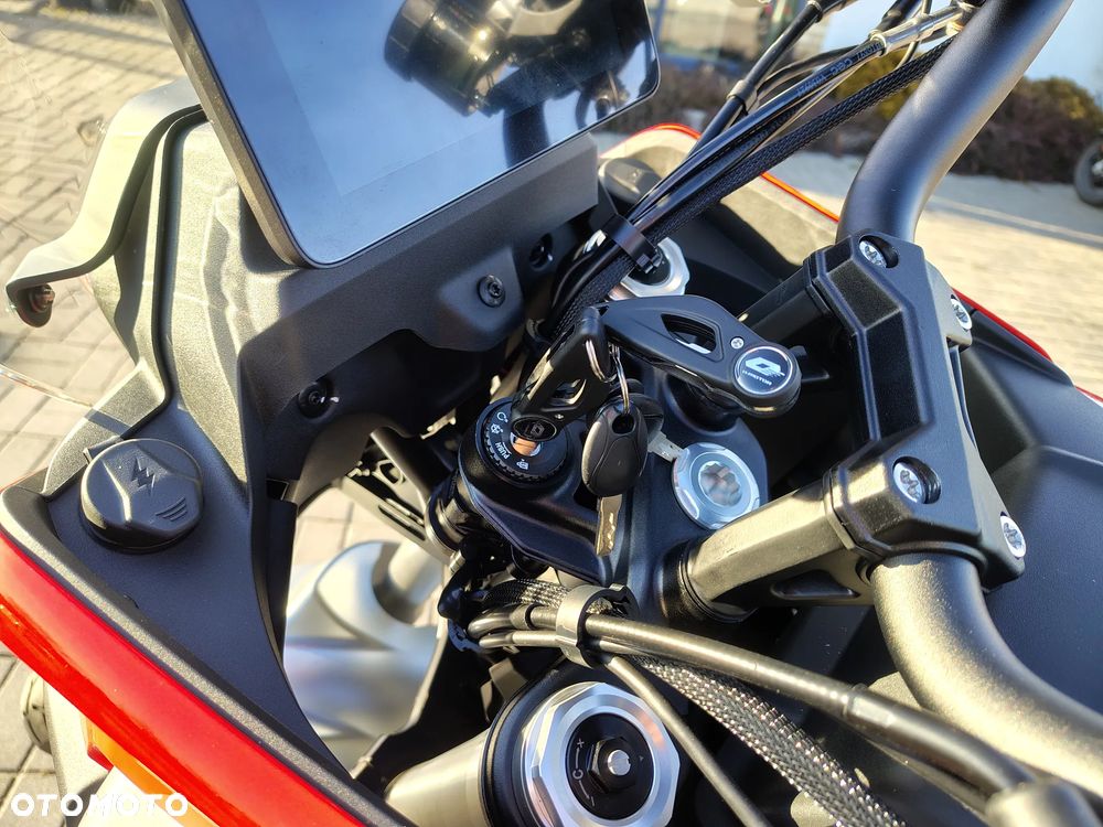 QJMOTOR SRT 600SX - 24