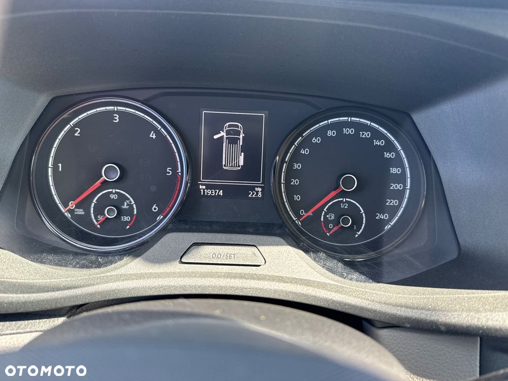 Volkswagen T6.1 Long 2.0 TDI Szafki Webasto fv 23% - 16