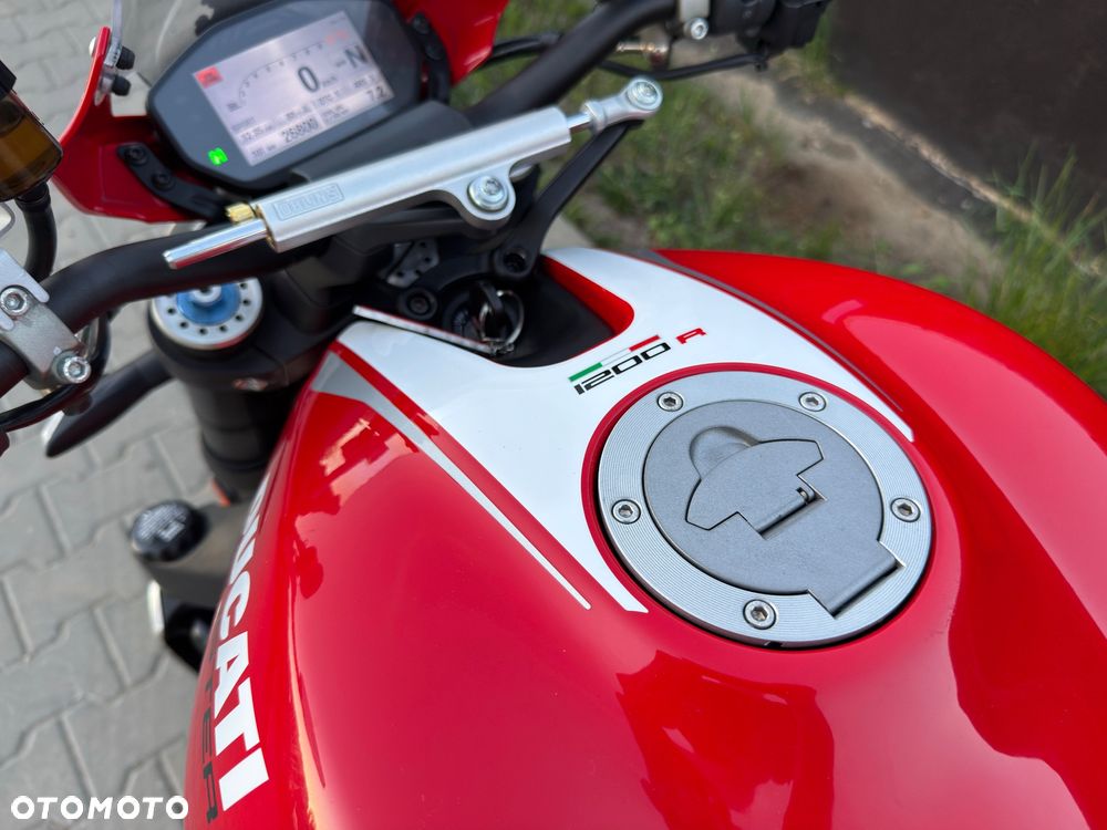 Ducati Monster - 5